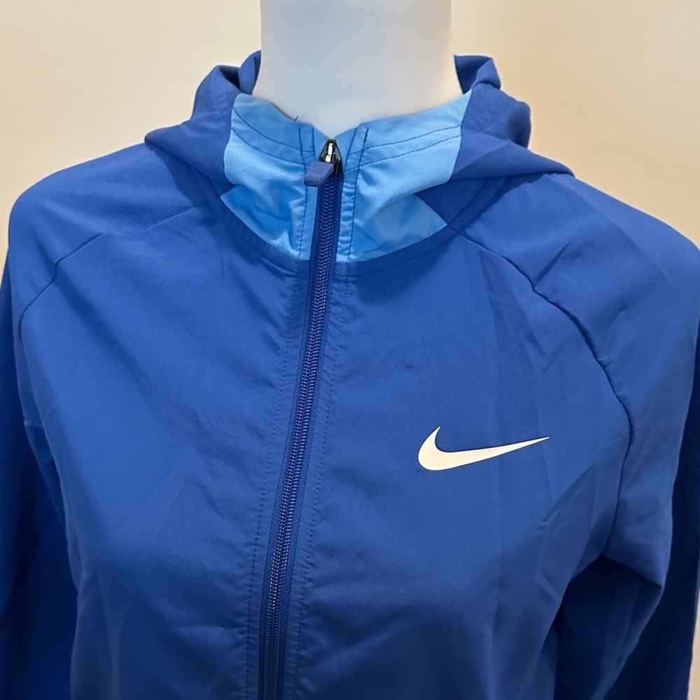 Nike Women's Vibrant Blue Utility Jacket - Picture 2 of 6